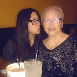 Meet your Posher, Adrienne